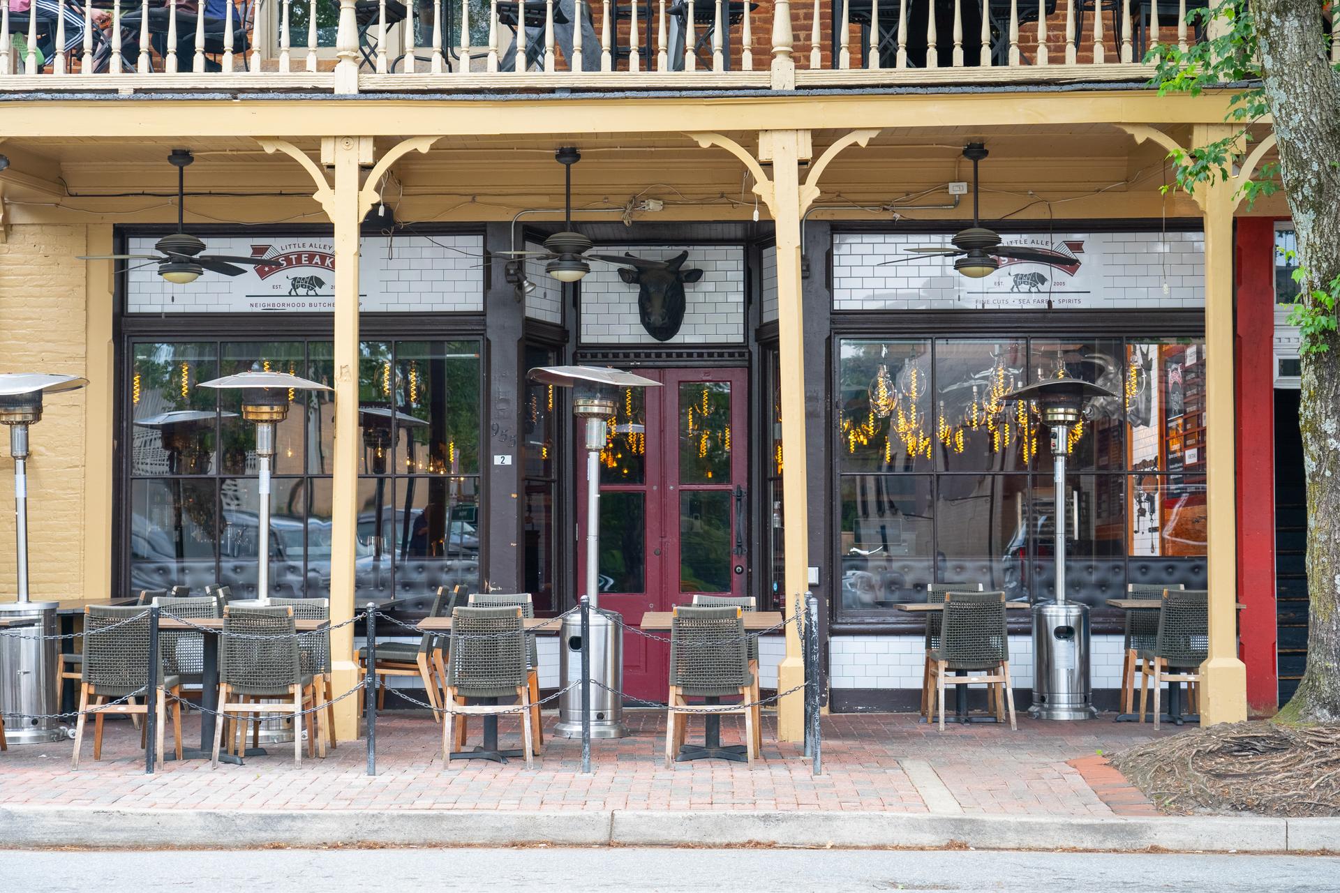 Little Alley Steak Roswell interior