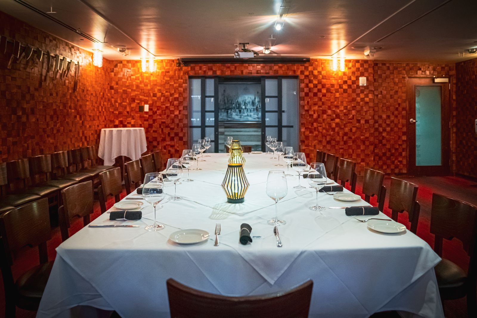 Private dining table setting